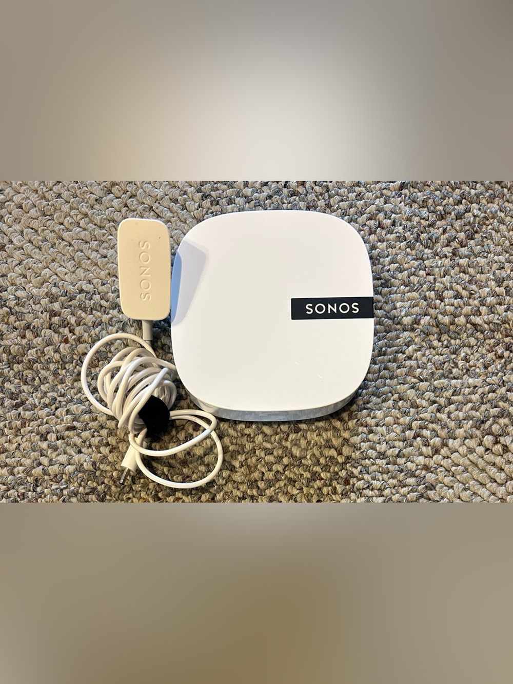 Sonos Boost wireless speaker transmitter- White